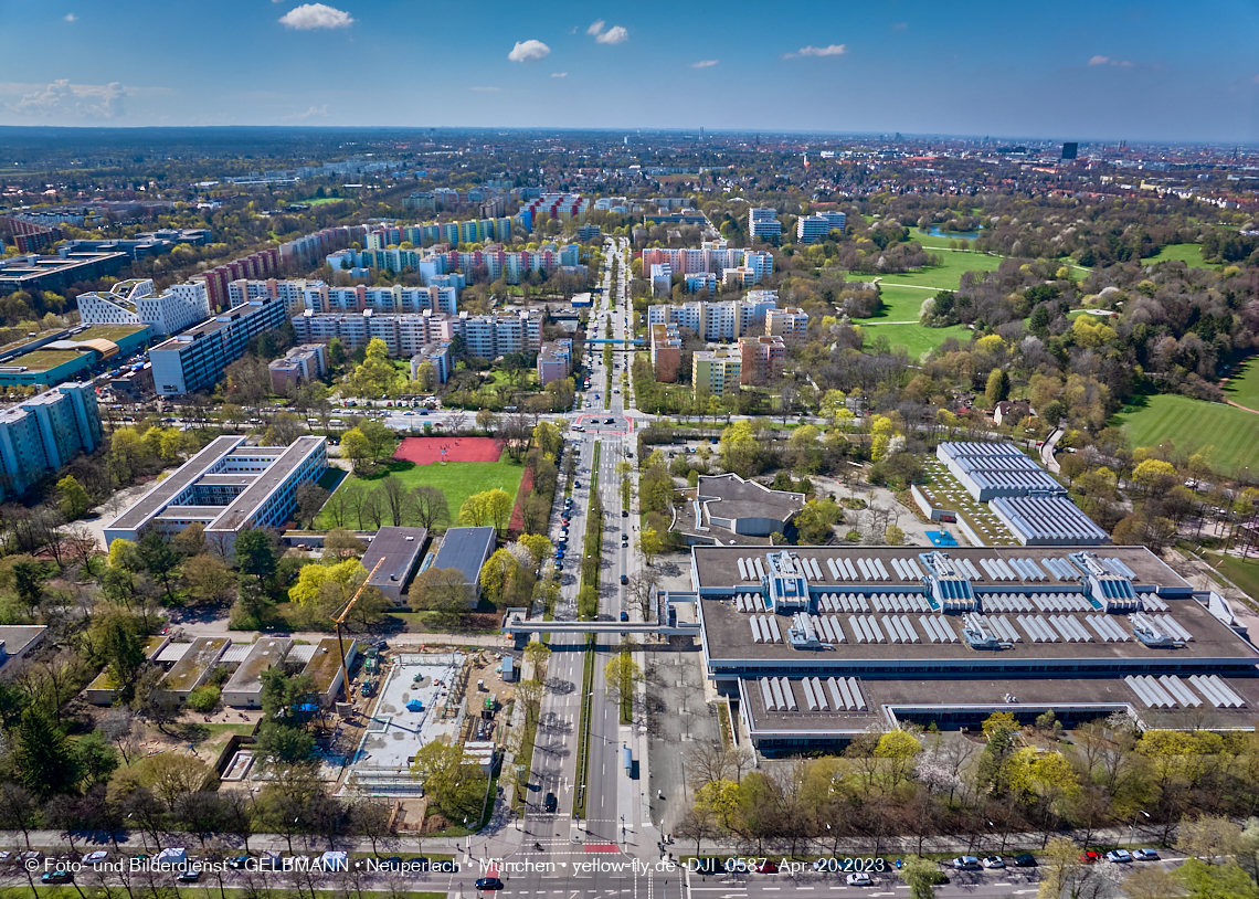 21.04.2023 - Luft- und Ebenenfotos vom Haus für Kinder in der Quiddestraße in Neuperlach